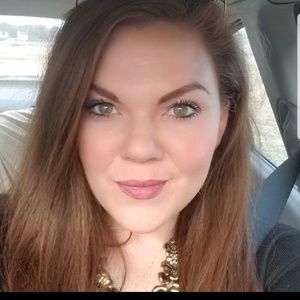 Meet your Posher, Tacara